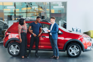 Private Seller vs. Dealer Buying a Used Car in the UK Safely